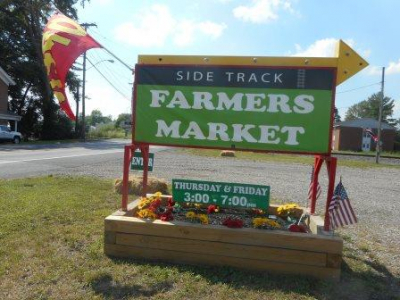 Side Track Farmer%27s Market %231